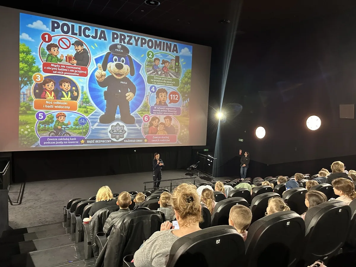 Prelekcja o bezpieczeństwie przed seansem filmowym