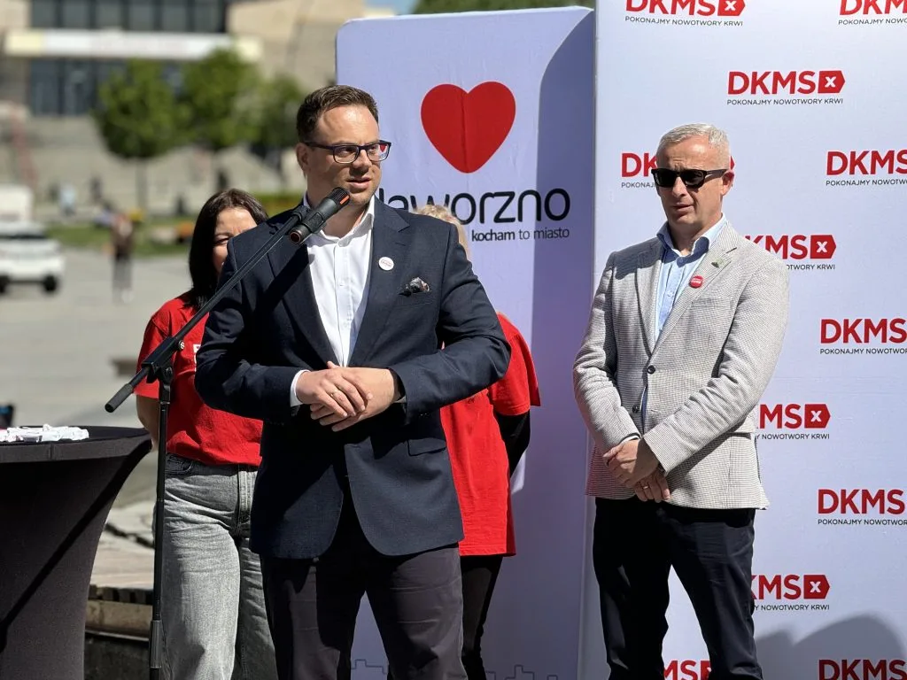 Konferencja prasowa na Rynku w Jaworznie dotycząca rejestracji Dawców szpiku